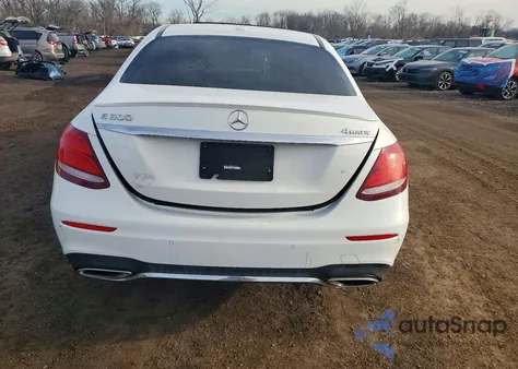 2017 Mercedes-Benz E 300 4Matic из США, поврежденный, VIN WDDZF4KB8HA014588